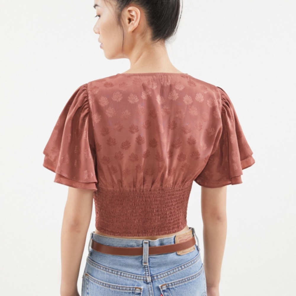 Urban Outfitters Webster Jacquard Flutter Top in Mauve - Picture 3 of 8